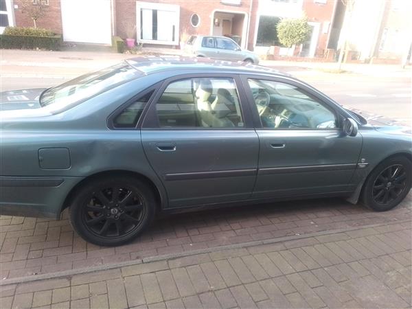 Grote foto auto maatje tilburg diensten en vakmensen koeriers chauffeurs en taxi