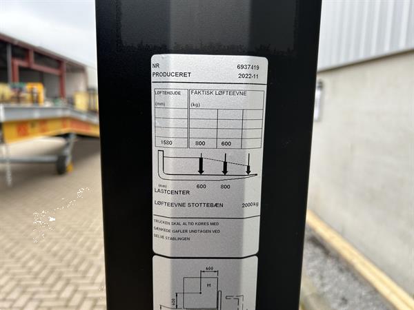 Grote foto vs 21516 bj2022 nieuwstaat elektrische stapelaar bt swe 80l 1870mm doe het zelf en verbouw hefwerktuigen