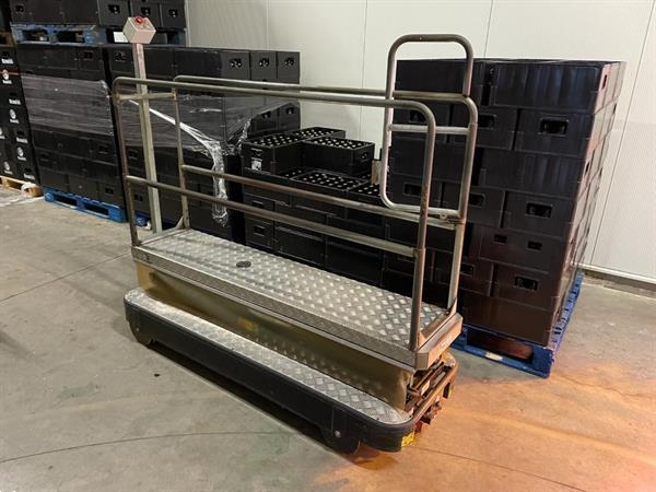 Grote foto berg electro buisrailwagen met hydraulische schaar spoor 55 cm agrarisch tuinbouw