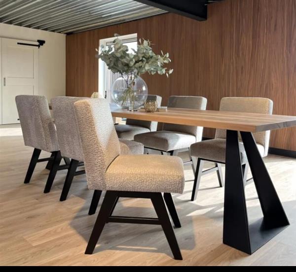 Grote foto eetkamerstoel met modern onderstel huis en inrichting stoelen
