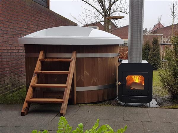 Grote foto houtgestookte hot tub incl. sterke binnenkuip beauty en gezondheid sauna