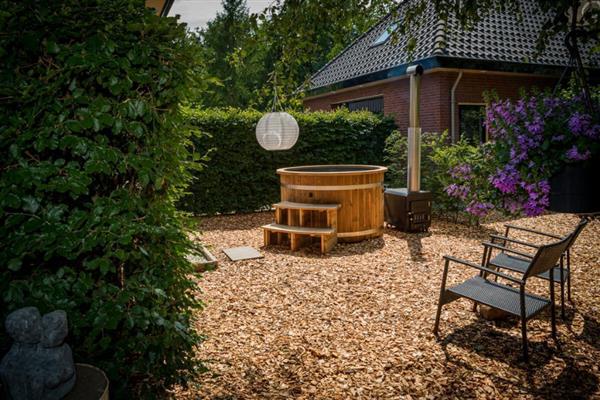 Grote foto houtgestookte hot tub incl. sterke binnenkuip beauty en gezondheid sauna