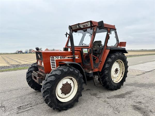 Grote foto fiat 70 88 dt agrarisch tractoren