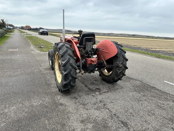 Grote foto massey ferguson 147 agrarisch tractoren