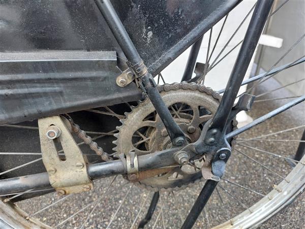 Grote foto fiets met hulpmotor fietsen en brommers oldtimers