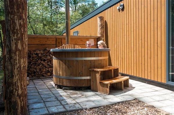 Grote foto houtgestookte hottub welltub incl. bezorgen diversen overige