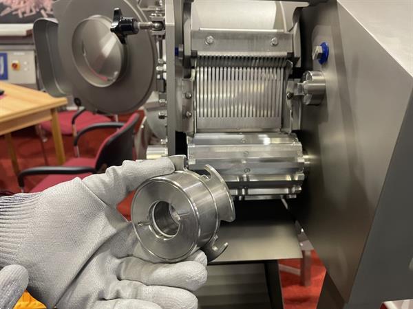 Grote foto foodlogistik shreddr classic 140 snijmachine voor blokken juliene reepjes friet en plakken agrarisch tuinbouw