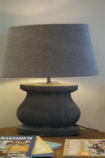 Grote foto ovalen vintage tafellamp zonder lampenkap 30 x 17 x 26 cm huis en inrichting woningdecoratie