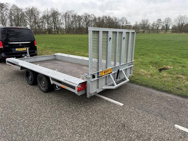 Grote foto machine transporter vlemmix 2 asser 400x180cm demo 2023 1940kg laadvermogen agrarisch aanhangwagens