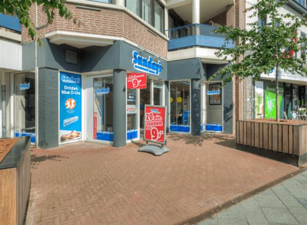 Grote foto te huur winkelpand stationsplein 6 weert huizen en kamers bedrijfspanden