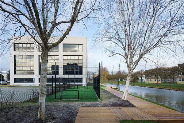 Grote foto te huur kantoorruimte rietbaan 2 12 capelle aan den ijssel huizen en kamers bedrijfspanden