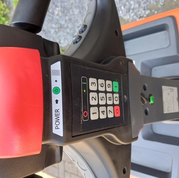 Grote foto nieuwe toyota bt hwe100 stapelaar doe het zelf en verbouw hefwerktuigen