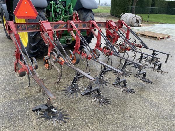 Grote foto kongskilde schoffelmachine vingerwieders agrarisch onkruidbestrijding