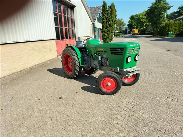 Grote foto deutz smalspoortrekker agrarisch tractoren