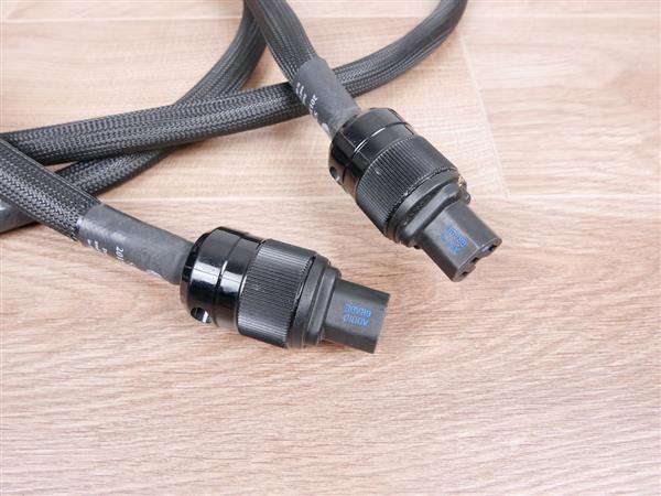 Grote foto purist audio design aquila digital luminist revision audio power cable 2 0 metre 2 available audio tv en foto onderdelen en accessoires