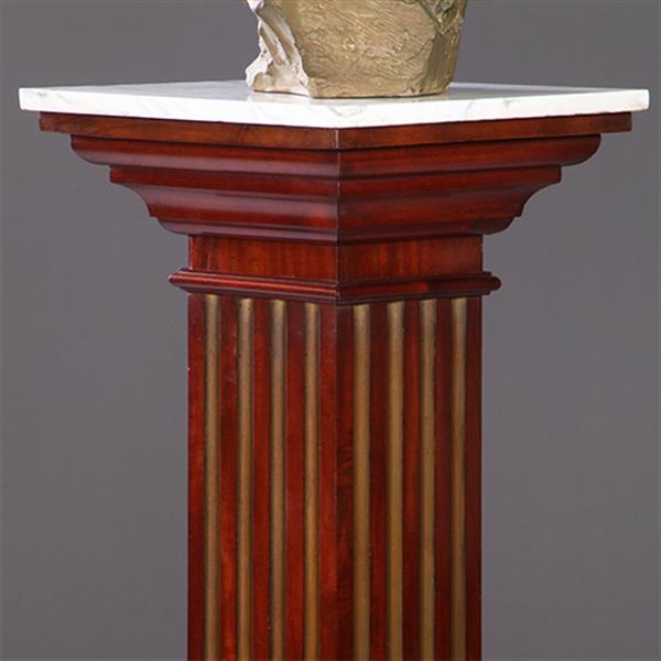 Grote foto zeer hoge pedestal of zuil in mahonie met wit warmer goudkleurige cannelures no.922865 antiek en kunst stoelen en banken