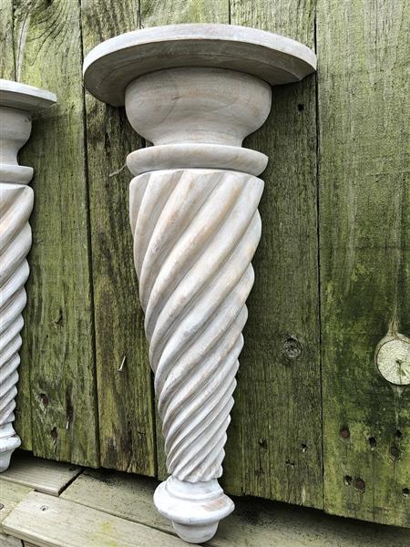 Grote foto fraai schouwconsole grote ronde set snak wandconsoles met de hand gesneden uit koloniaal hout z huis en inrichting woningdecoratie