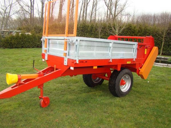 Grote foto dra import 2500 agrarisch strooiers
