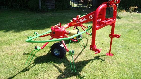 Grote foto dra import haybop 300 agrarisch harken