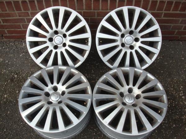 Grote foto 17 inch originele alfa romeo velgen steek 5x110 auto onderdelen banden en velgen