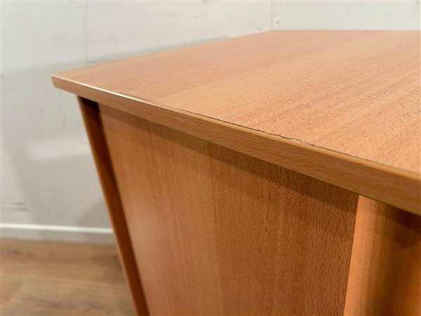 Grote foto volker houten nachtkastje 33b 033 diversen verpleegmiddelen en hulpmiddelen