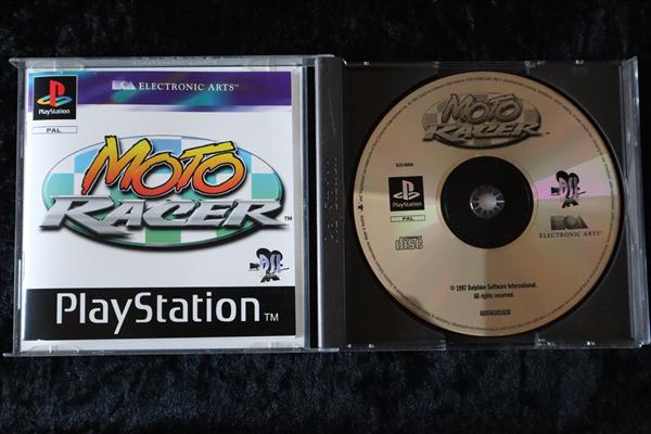 Grote foto moto racer playstation 1 ps1 spelcomputers games overige playstation games