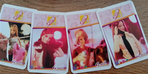 Grote foto barbie happy families verzamelen speelkaarten jokers en kwartetten