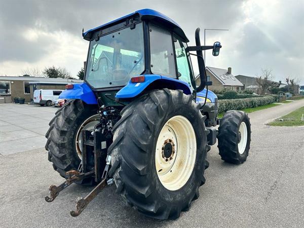 Grote foto new holland tm140 agrarisch tractoren