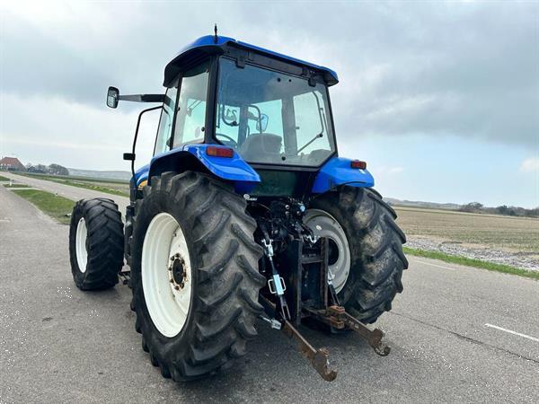 Grote foto new holland tm140 agrarisch tractoren