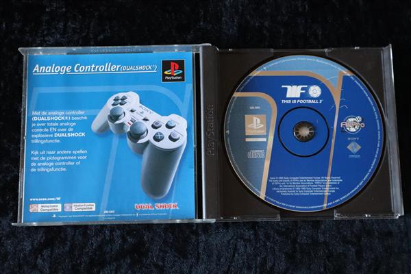 Grote foto this is football 2 playstation 1 ps1 no manual spelcomputers games overige playstation games