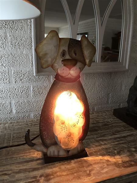 Grote foto honden lamp decoratief metaal mooi tuin en terras tuindecoratie