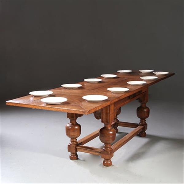 Grote foto lange smalle renaissance tafel ca 1630 eikenhout met originele bladen tot 12 personen no.922215 antiek en kunst stoelen en banken