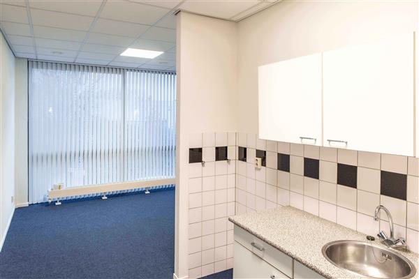 Grote foto te huur bedrijfspand ter steeghe ring 63 65 zwijndrecht huizen en kamers bedrijfspanden