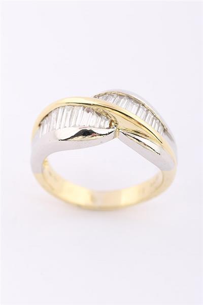 Grote foto wit geel gouden ring met baguette geslepen diamanten sieraden tassen en uiterlijk ringen voor haar