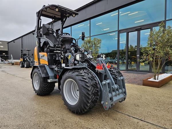 Grote foto giant g1500 xtra hd 489 per maand agrarisch shovels
