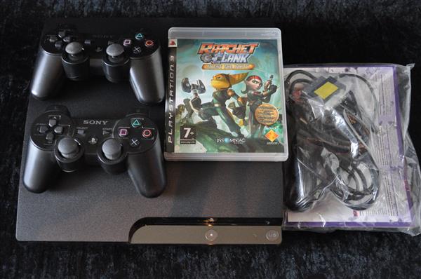 Grote foto sony playstation 3 slim ratchet clank quest for booty bundle spelcomputers games playstation 3