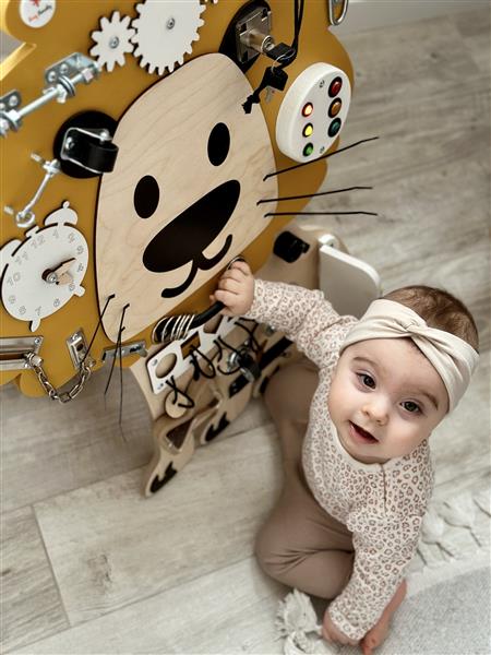 Grote foto sensorisch bord lion wandboard hangend kinderen en baby overige