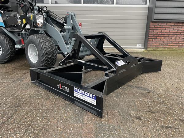 Grote foto giant egalisatieframe nieuw agrarisch tractor toebehoren