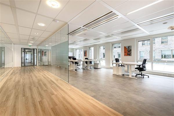 Grote foto te huur kantoorruimte flight forum 120 159 eindhoven huizen en kamers bedrijfspanden