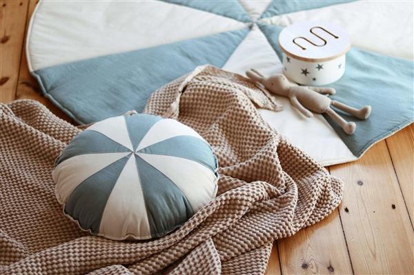 Grote foto patchwork circus mat blue candy blue kinderen en baby complete kinderkamers