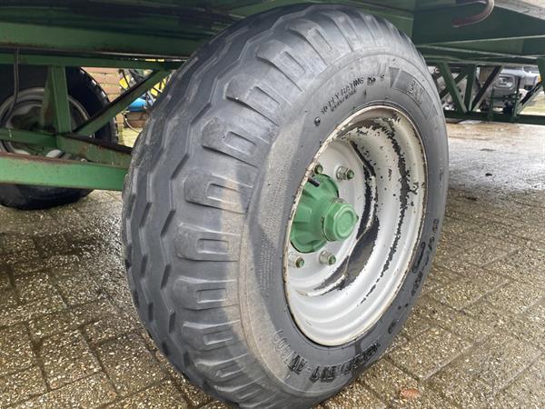 Grote foto landbouwwagen platte wagen agrarisch aanhangwagens