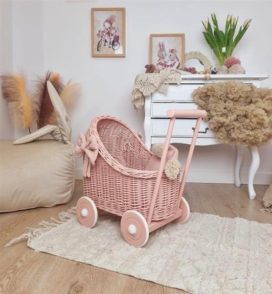 Grote foto poppenwagen roze met roze dekens roze met roze dekens kinderen en baby poppen