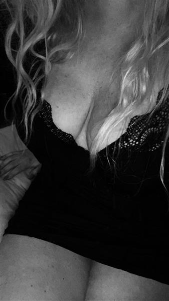 Grote foto geile blonde nikky erotiek erotische massages