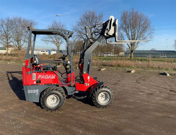 Grote foto pacam 2025lf 25 pk 1510 kg agrarisch shovels