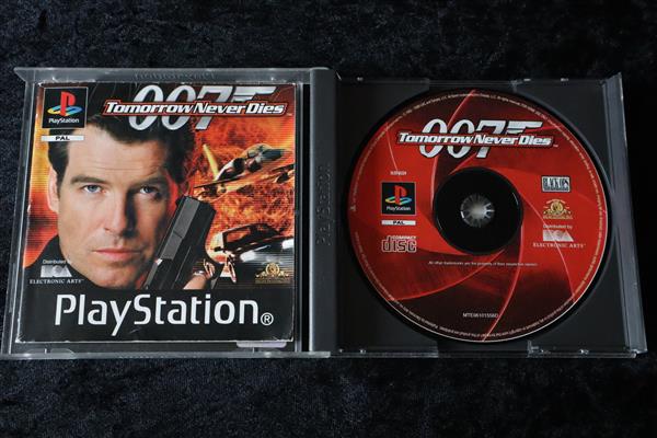 Grote foto tomorrow never dies playstation 1 ps1 no front cover spelcomputers games overige playstation games