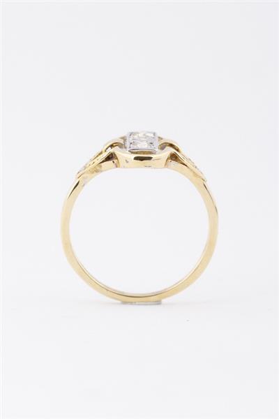 Grote foto gouden art nouveau ring met briljanten en diamanten sieraden tassen en uiterlijk ringen voor haar