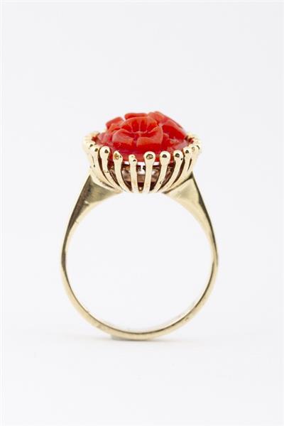 Grote foto gouden ring met bloedkoraal sieraden tassen en uiterlijk ringen voor haar