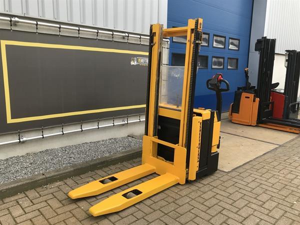 Grote foto vs 21598 elektrische stapelaar jungheinrich 2900mm 1250kg doe het zelf en verbouw hefwerktuigen