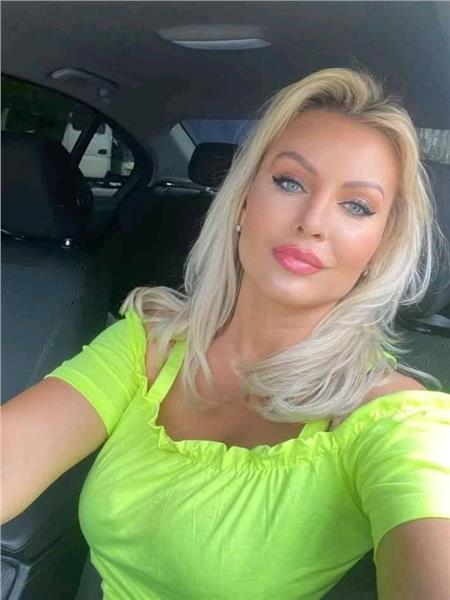 Grote foto nu nog alleen contacten en berichten vrouw zoekt man
