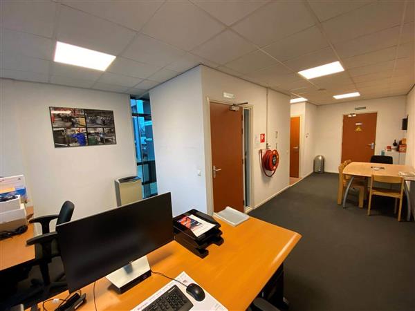 Grote foto te huur bedrijfspand mandenmakerstraat 154 hoogvliet huizen en kamers bedrijfspanden